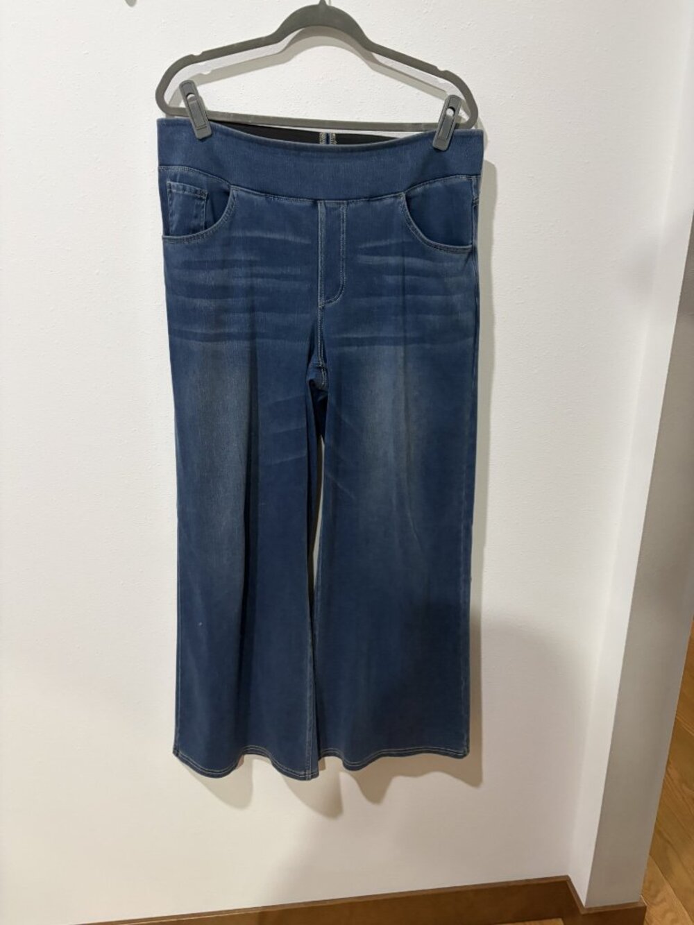 Halara Flex High Waisted Pockets Baggy Wide Leg Washed Casual Jeans - Picture 2 of 3